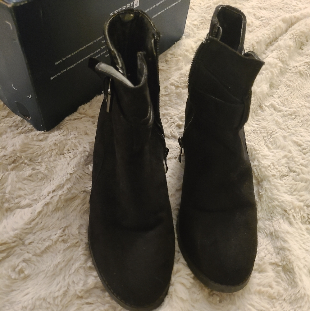 Ankle boots